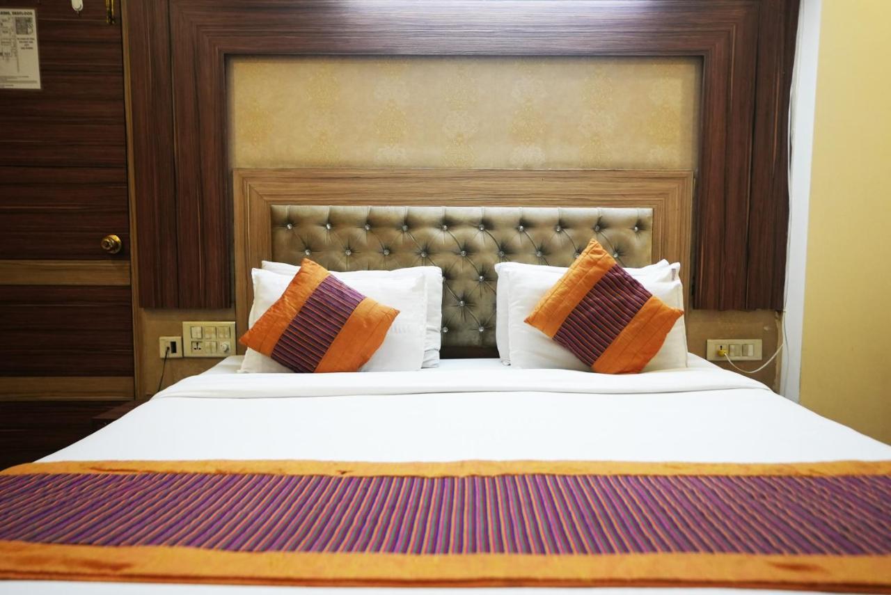 Hotel Classic Νέο Δελχί Εξωτερικό φωτογραφία